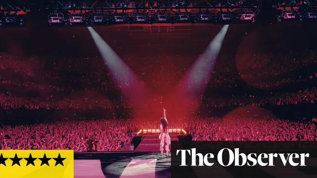 Charli XCX triumphs in solo arena performance