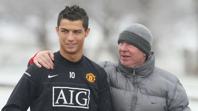 Ferguson Changes Management Style After Ronaldo's Hairdryer Treatment