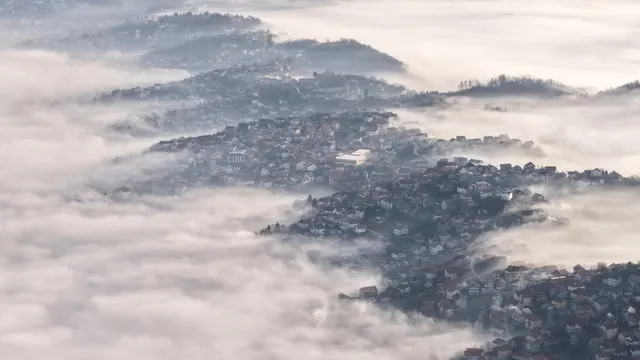 Sarajevo restricts activities as pollution crisis worsens