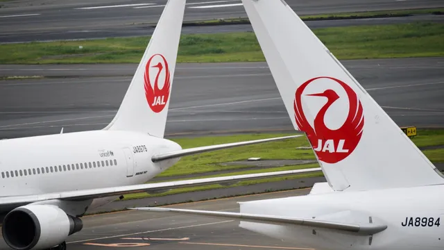 Japan Airlines aims to overhaul fleet with new jets