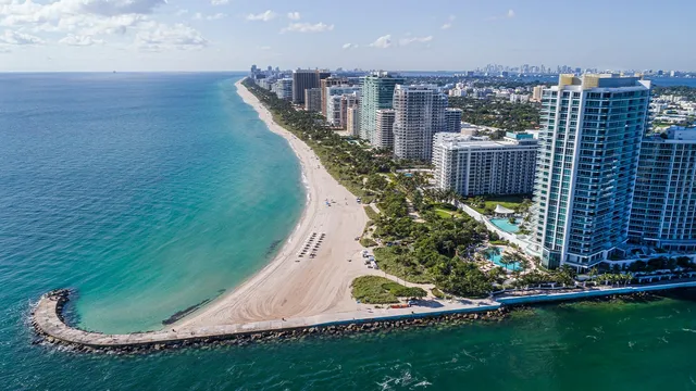 NYC luxury buyers flock to Miami Beach real estate market after election