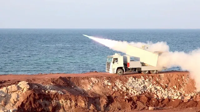 Iran launches live missiles amid tense nuclear talks with US