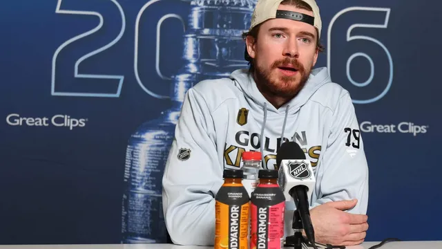 Carter Hart's decision sparks Golden Knights' success in the playoffs