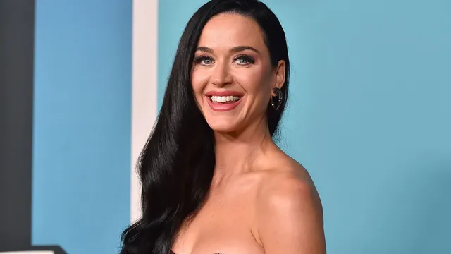 Joe Rogan mocks Katy Perry's flower stunt in space