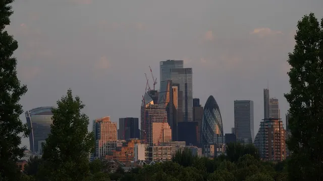 FTSE Index Gains in London