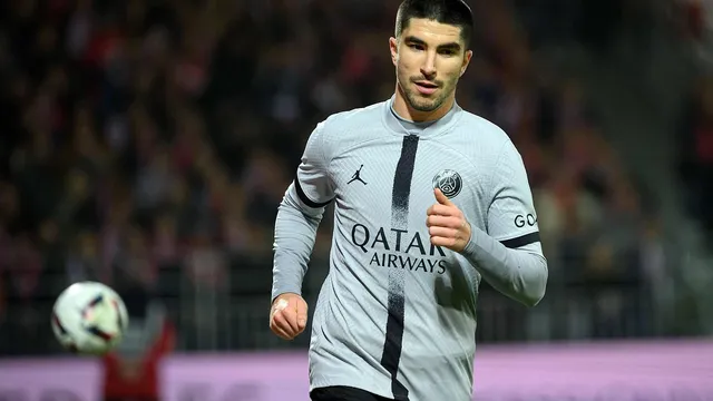 West Ham Interested in PSG Player Carlos Soler