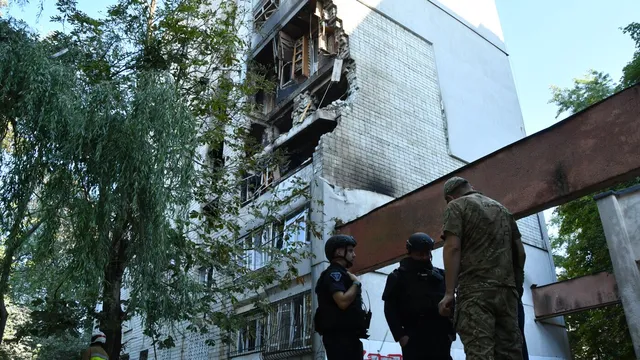Russian missile strikes kill civilians in Ukraine