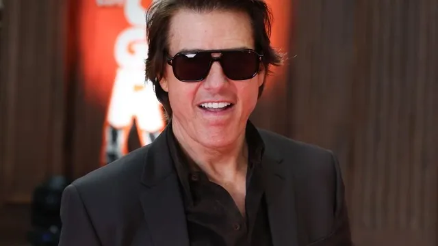Tom Cruise says he makes movies for passion, not money, while promoting 'Digger' in Japan
