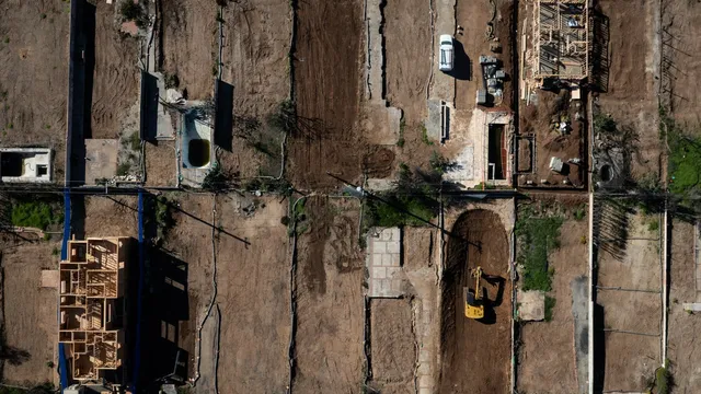 Trump overrides local regulations to expedite wildfire home rebuilding