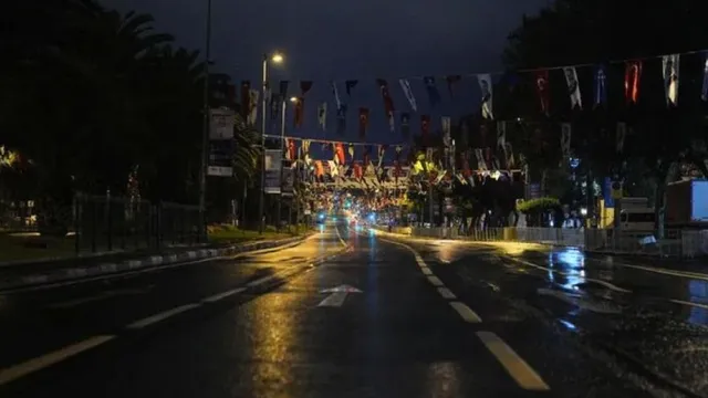 Istanbul closes roads for Republic Day parade rehearsal