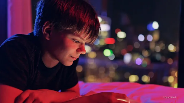 TikTok encourages teens to meditate instead of scrolling late at night