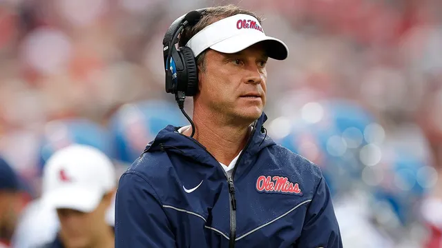 Lane Kiffin faces intense competition from LSU and Florida for coaching position