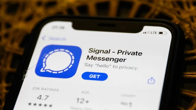 Russian phishing campaign targets Signal and WhatsApp users