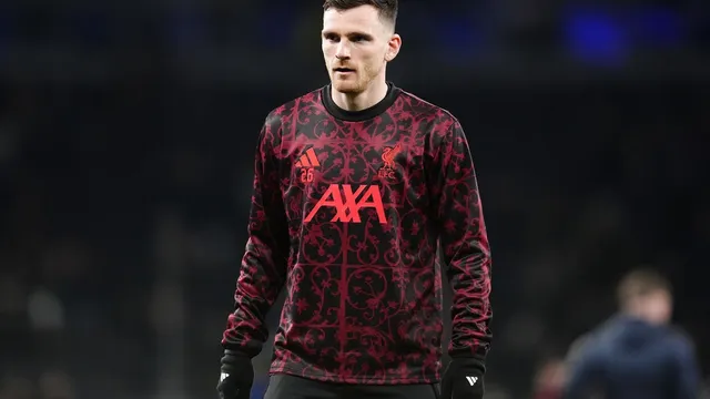 Liverpool's Andy Robertson considers transfer to Tottenham Hotspur