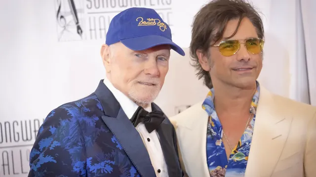 John Stamos says Beach Boys' Mike Love faces serious health challenges but insists on performing