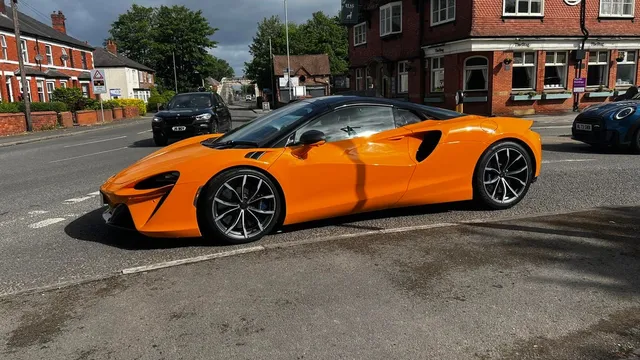 McLaren Artura promises everyday usability but raises concerns about practicality