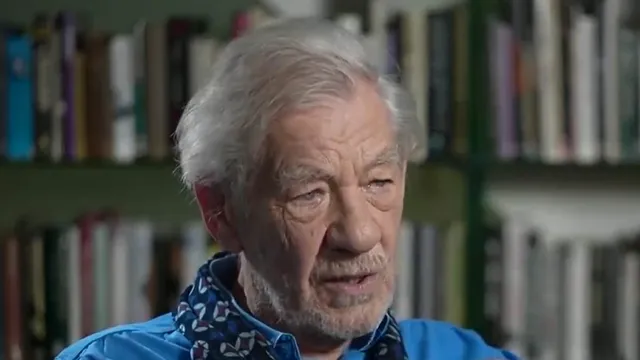 Ian McKellen falls during Player King performance in London
