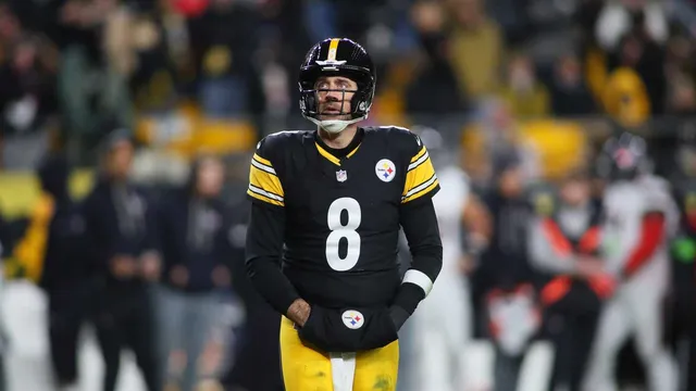 Steelers face uncertainty as they evaluate Aaron Rodgers' future
