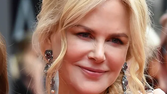 Nicole Kidman seeks to reconnect with estranged children after mother's death