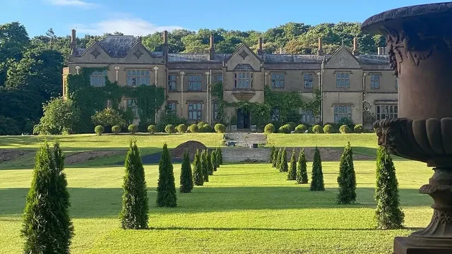 Man spends £4,000 on fence to block ugly neighbor's house