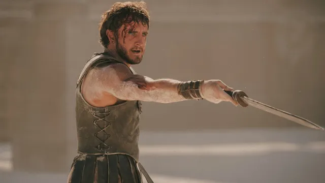 Ridley Scott Teases Epic Action in Gladiator Sequel