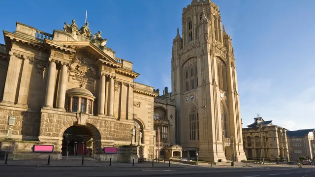Man arrested in Bristol museum robbery of over 600 artefacts
