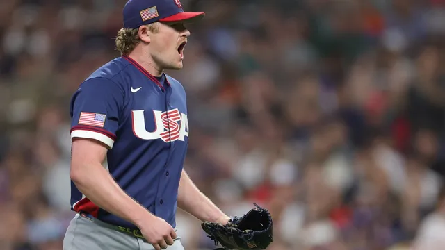USA players express disappointment by removing silver medals after WBC final loss