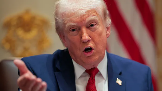 White House shares cryptic images of Trump and Vance on social media