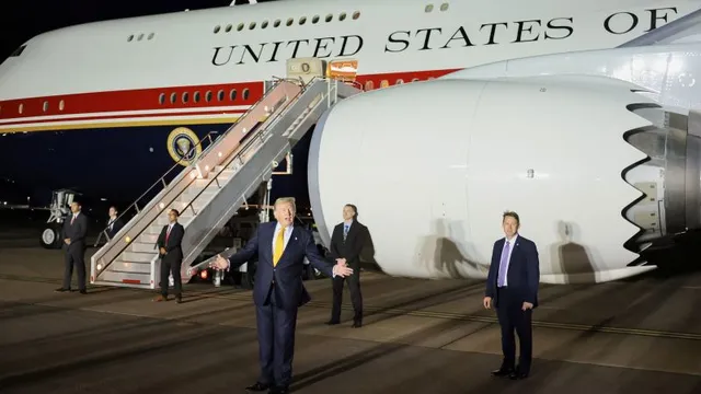 Trump switches planes amid security concerns during Turkey visit