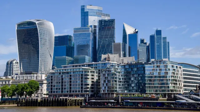 Investors abandon US stocks and dollar for European alternatives