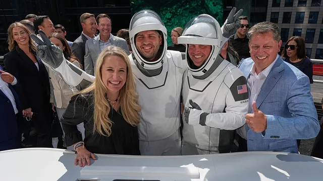 SpaceX raises record $75 billion in historic IPO