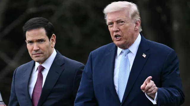 Trump urges caution as US negotiators approach Iran deal