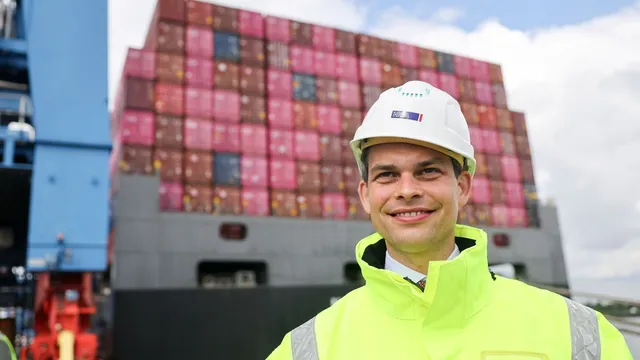 Germany's maritime coordinator expects port financing deal in 2026