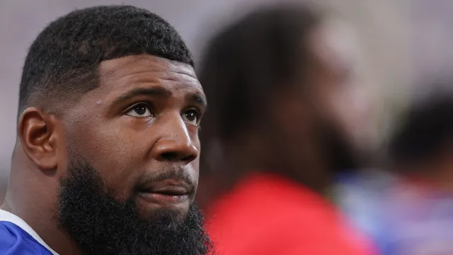 Buffalo Bills defensive tackle Ed Oliver ruled out of NFL game against Detroit Lions after hip injury in warmups