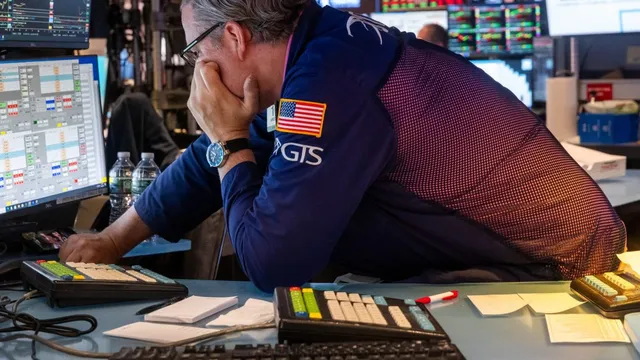 Chip stocks face severe downturn as semiconductor index plummets