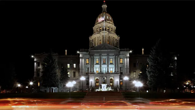 Colorado regulators admit illegal hemp sales threaten marijuana market