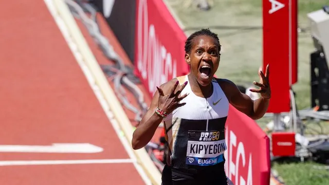 Faith Kipyegon breaks 1,500m world record in stunning performance