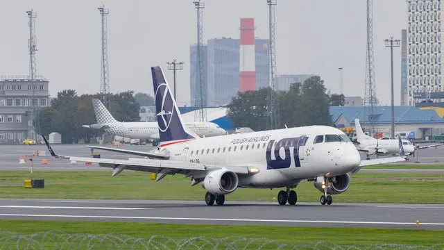 LOT Polish Airlines plane incident closes Vilnius airport runway temporarily