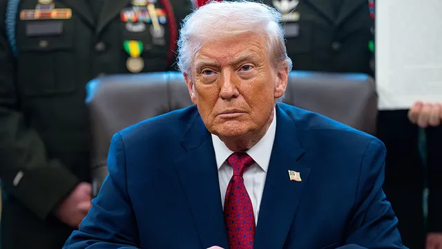 Trump slams GOP senators who oppose his Venezuela military strategy