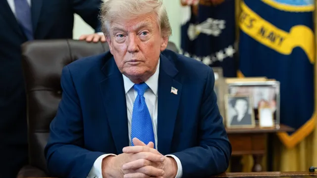 Trump signs executive orders to limit birthright citizenship