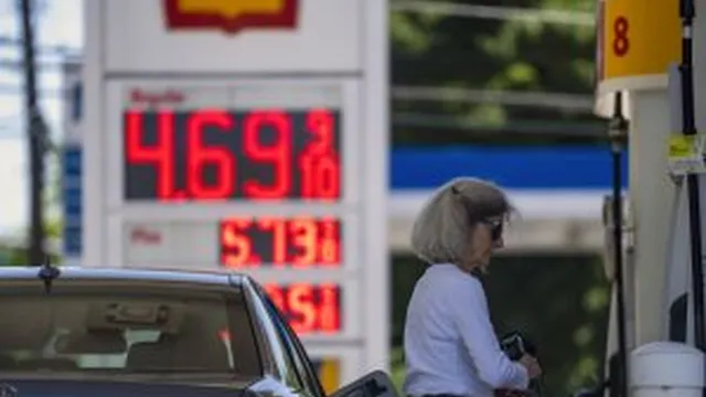 G7 countries plan to release 100 million barrels of oil reserves to combat rising fuel prices