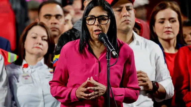 Venezuela signs $2 billion crude deal with the US