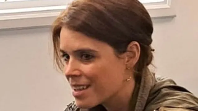 Princess Eugenie visits charity in London, fans applaud her efforts