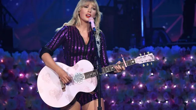 Taylor Swift and Amazon redefine market strategies through niche success