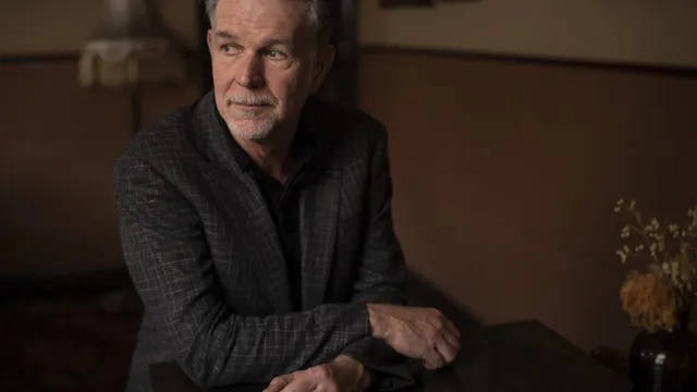 Tim Cook and Reed Hastings demonstrate how to exit leadership successfully