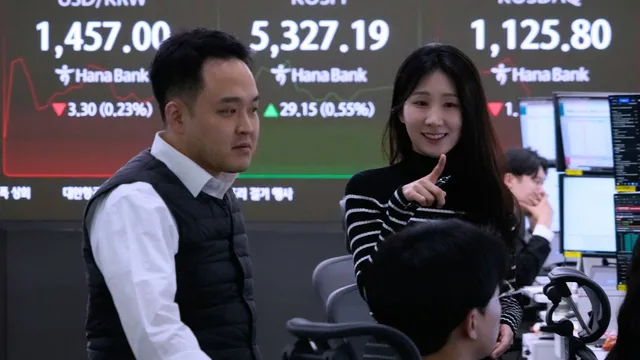 Takaichi's party secures historic victory with 315 seats in Japan election