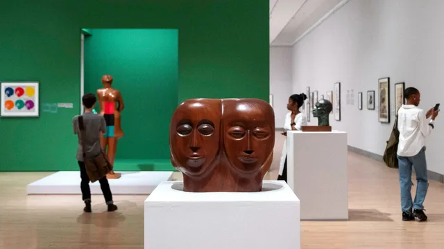 Elizabeth Catlett: Revolutionary Artist, Radical Inspiration