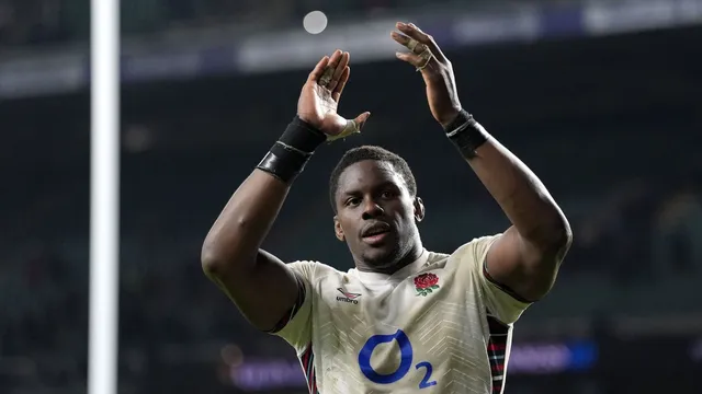 England struggles as France seeks victory at Twickenham