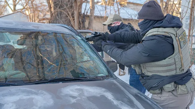 DHS agents detain U.S. citizen at gunpoint in Minnesota