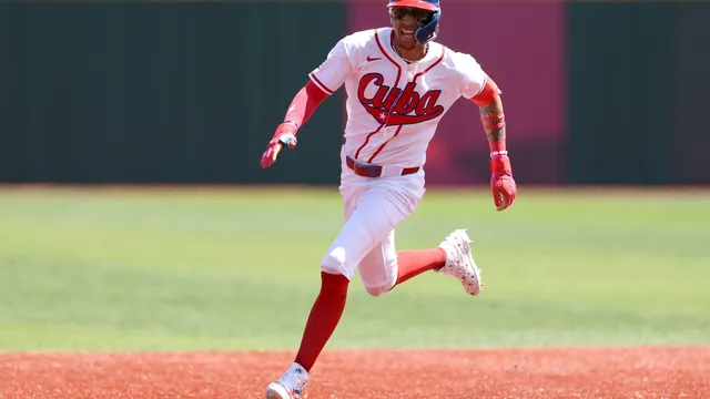 Cuba and Puerto Rico duel for baseball supremacy in World Baseball Classic